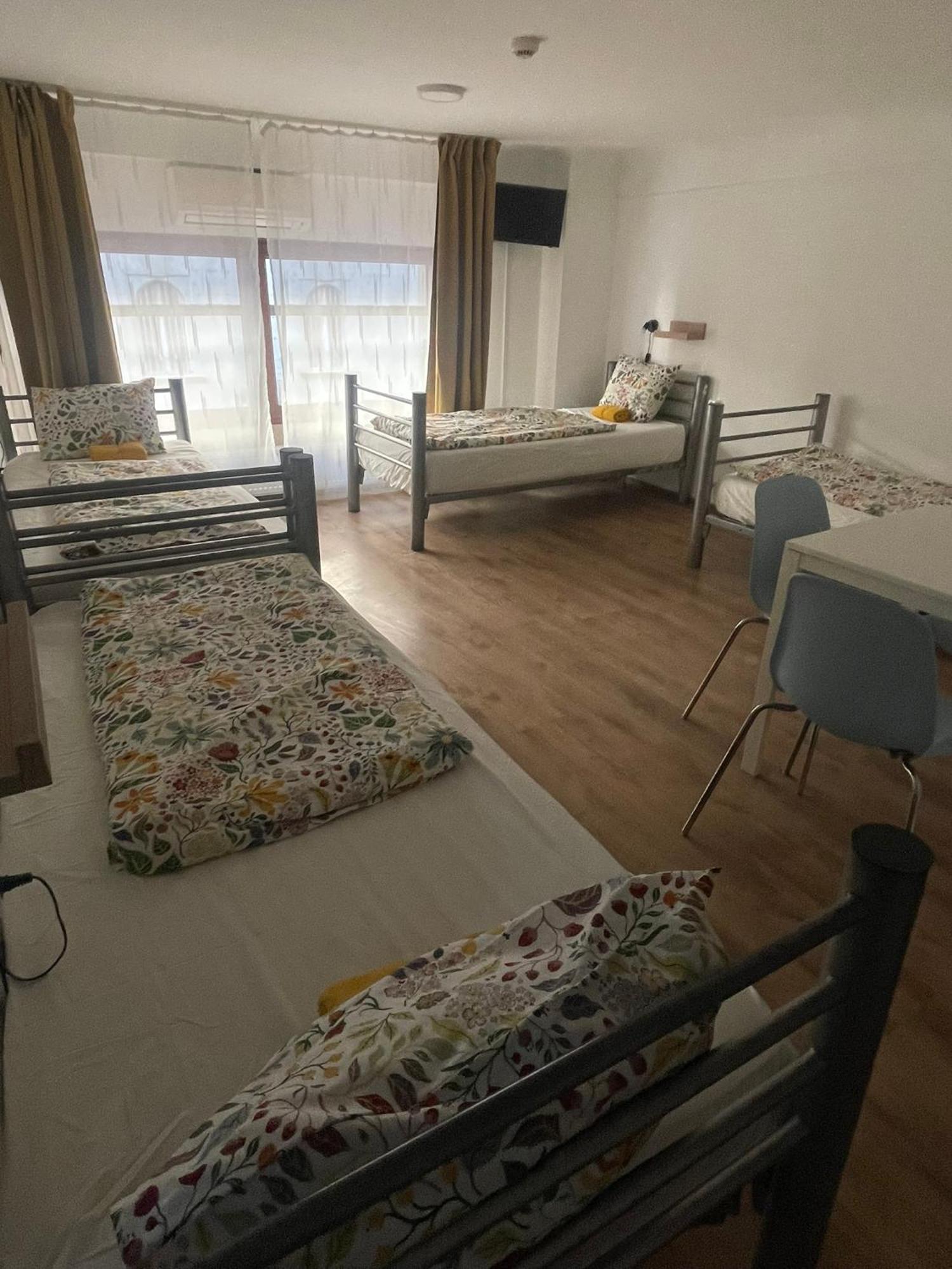 Auberge de jeunesse Center Hostel&guest House *