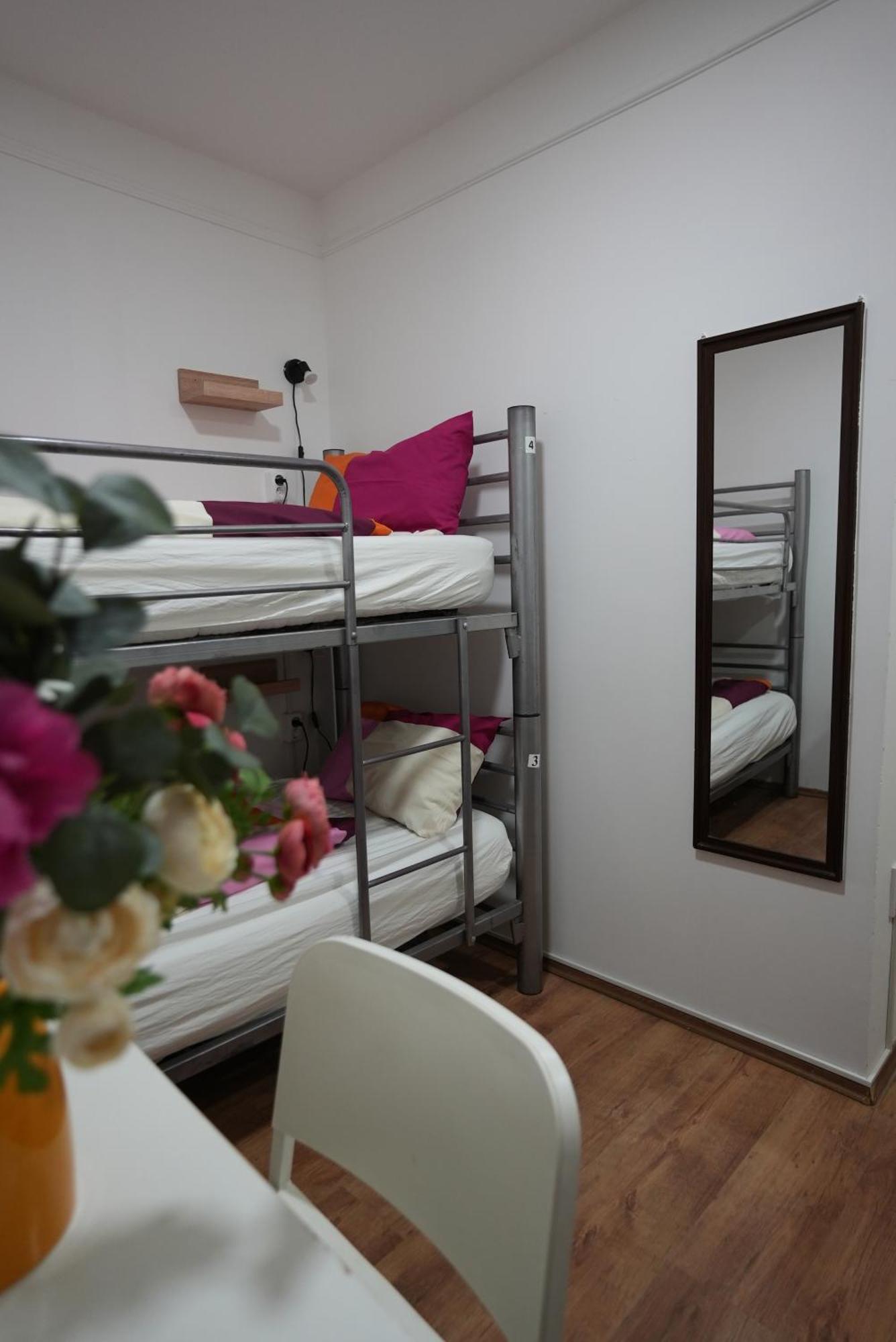 Center Hostel&guest House